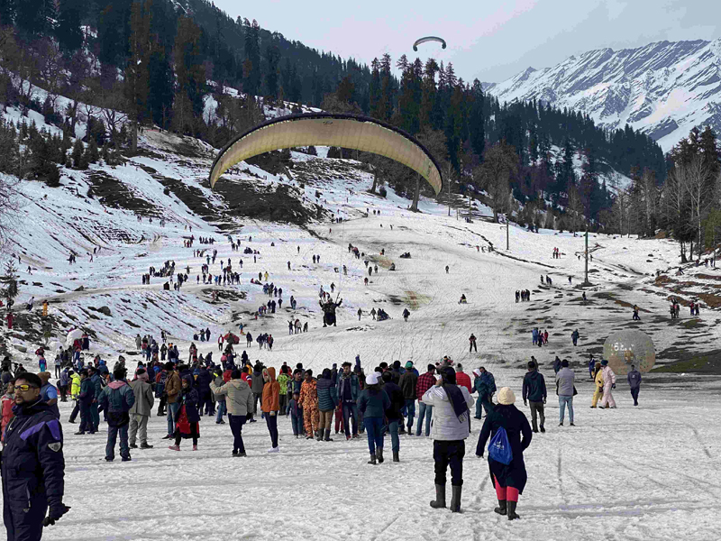 Beautiful Shimla Manali Taxi Tour from Delhi